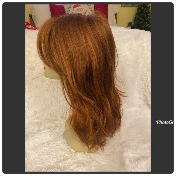 Stunning lace front wig - Picture 4 of 9